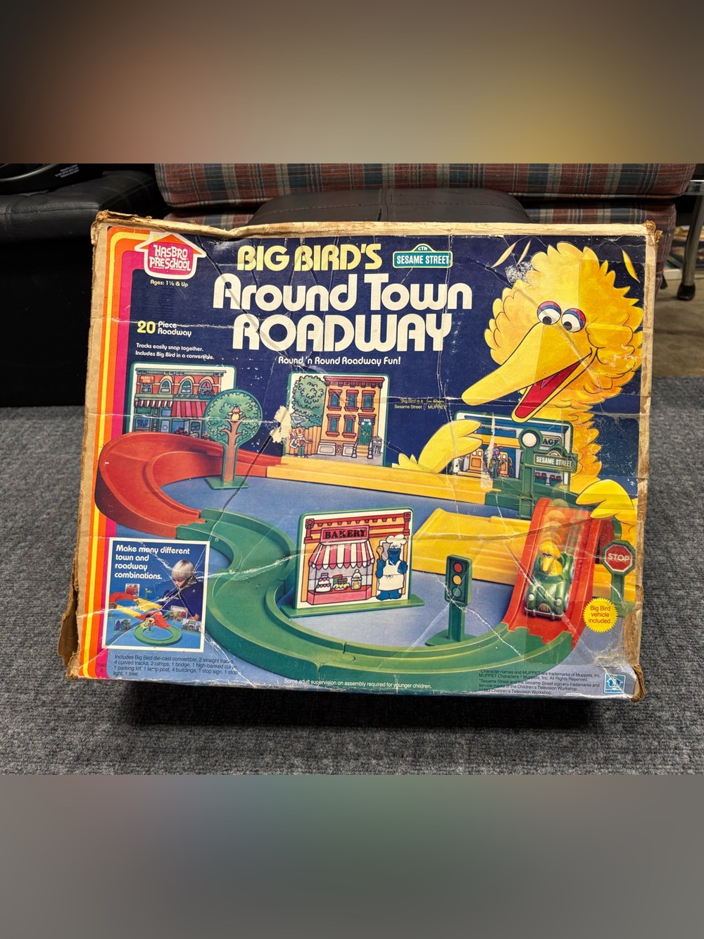 Hasbro Big Bird Around Town Roadway Missing Stop Sign Great Condition